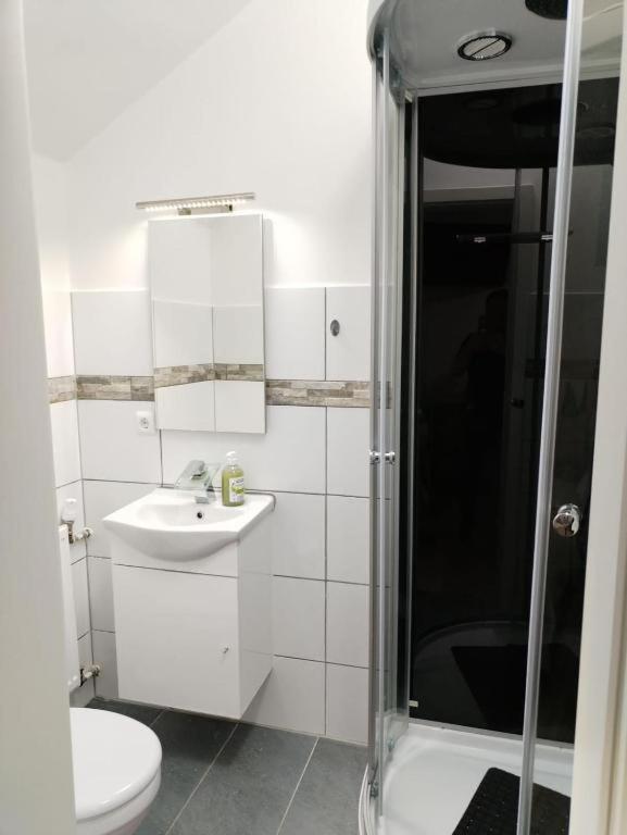 Hotel 24 Bilstein Εξωτερικό φωτογραφία